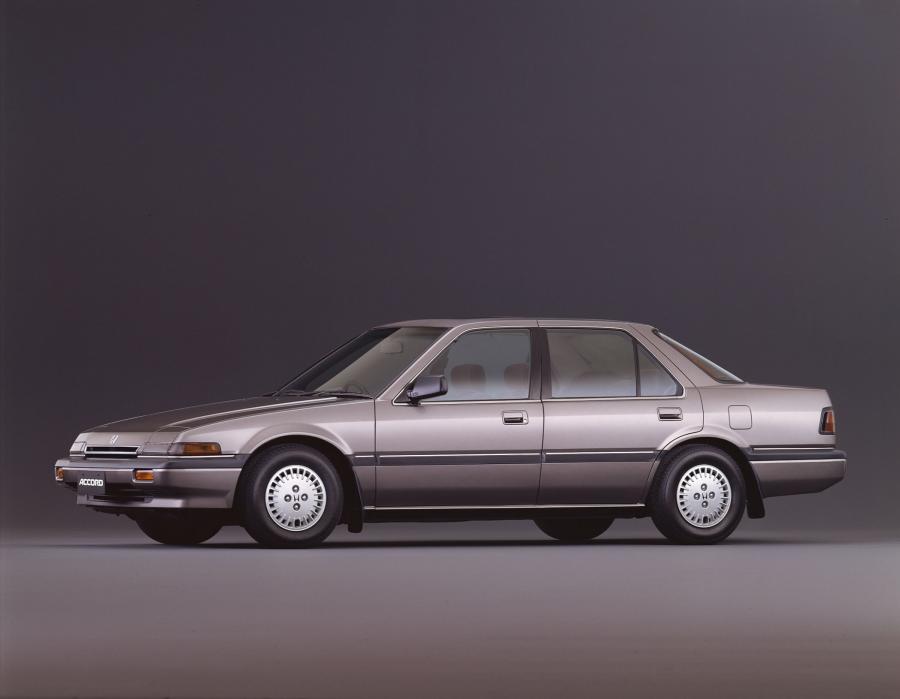  Honda Accord 2.0Si (CA3) 1985 года  (JP) (фото 4 из 4)